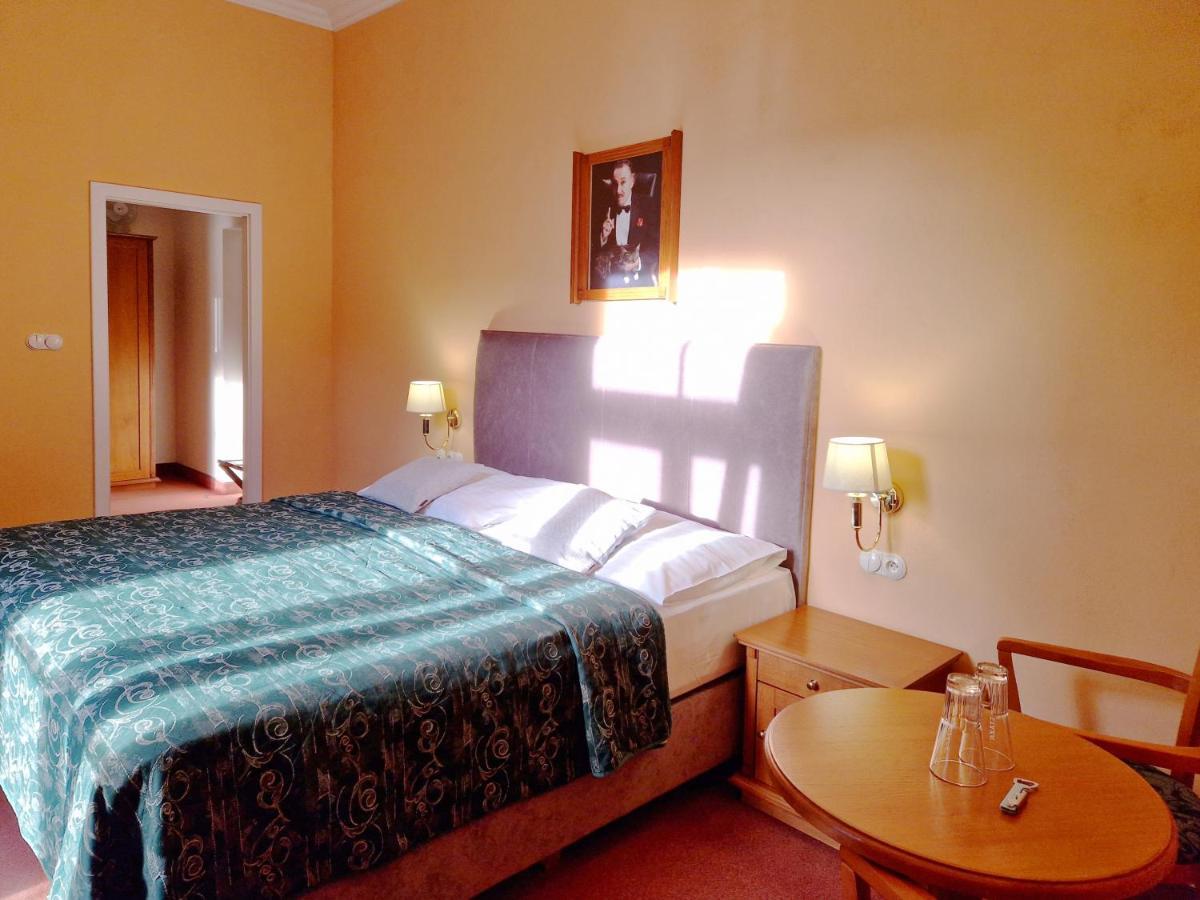 Romantik Hotel Eleonora Tábor Extérieur photo