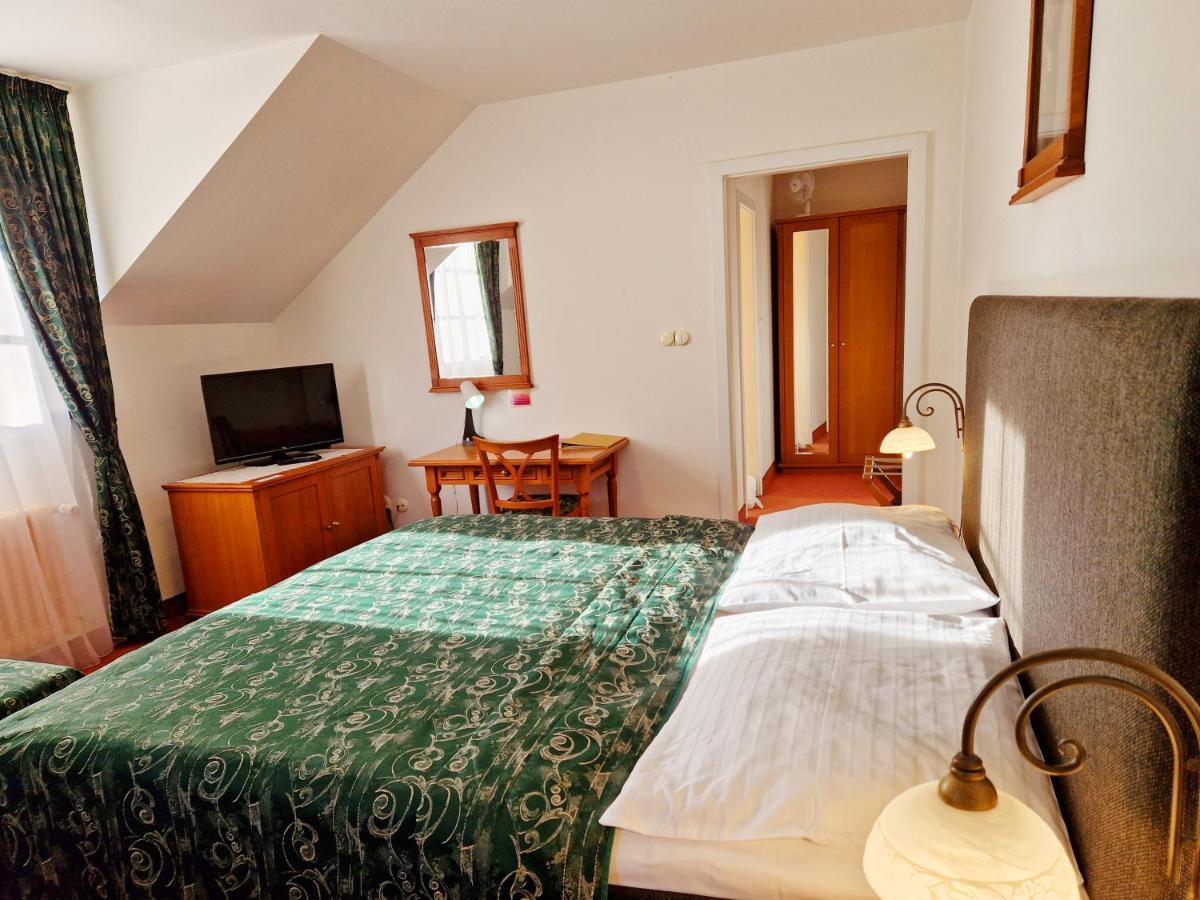 Romantik Hotel Eleonora Tábor Extérieur photo