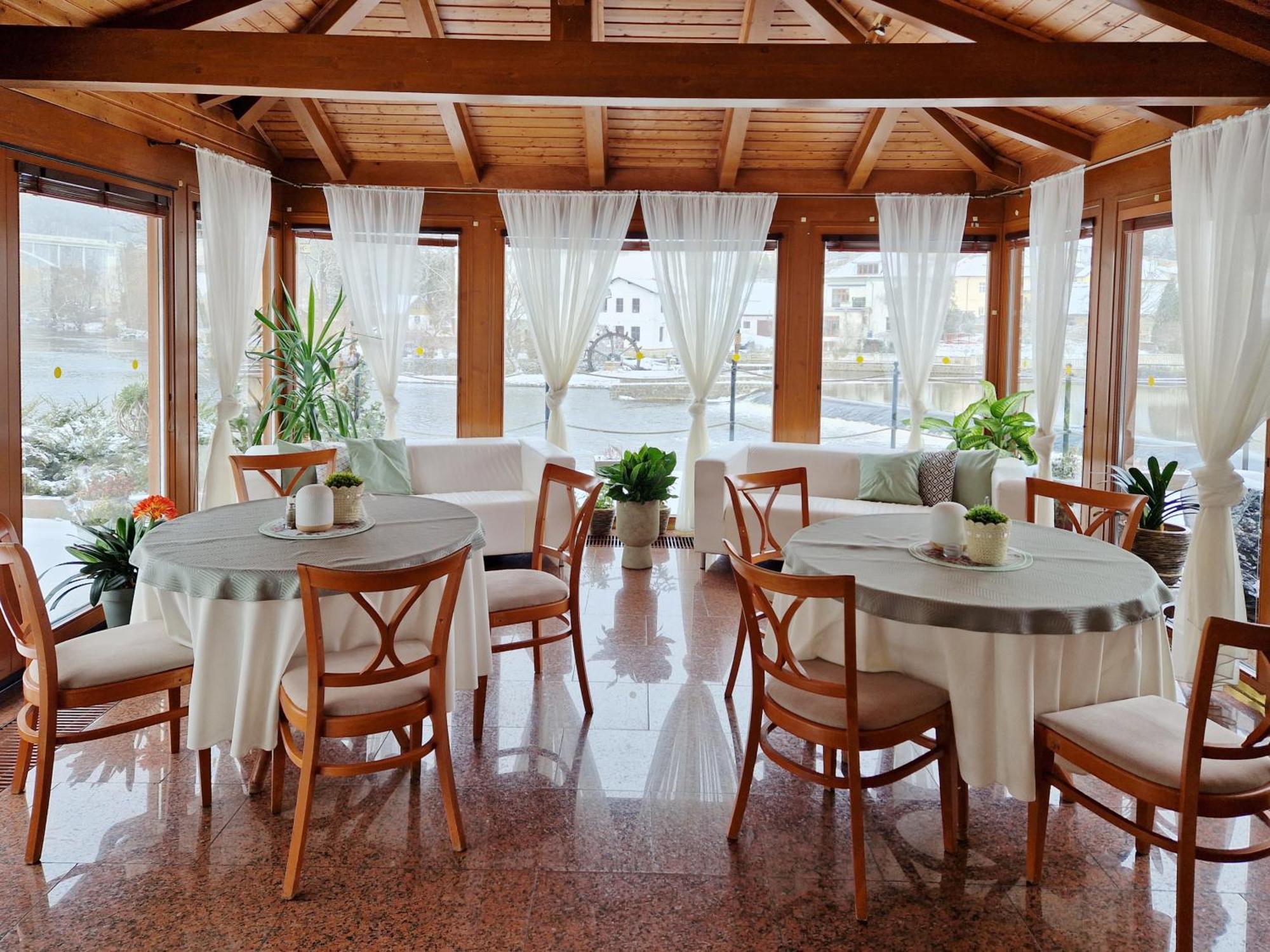 Romantik Hotel Eleonora Tábor Extérieur photo