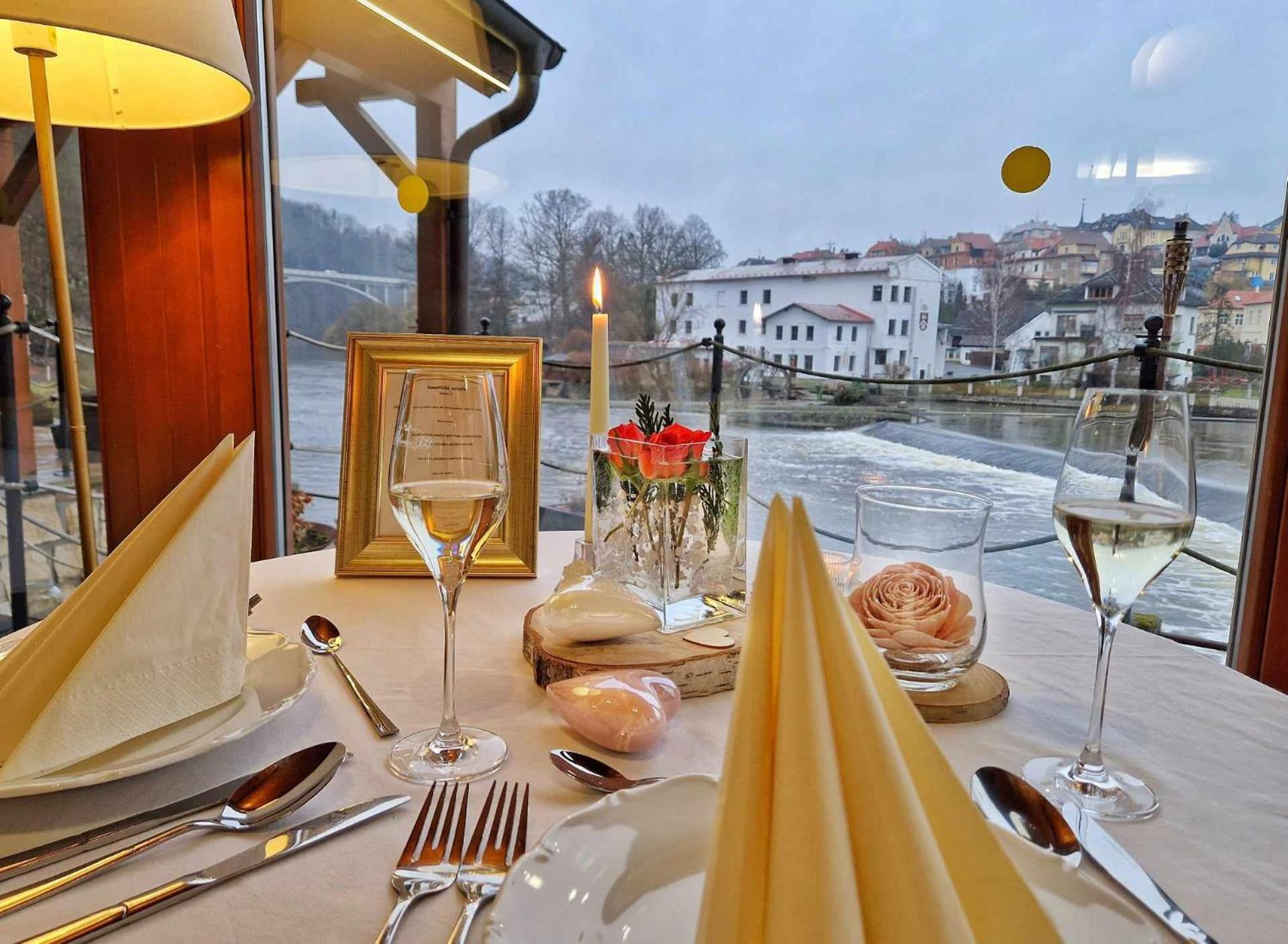 Romantik Hotel Eleonora Tábor Extérieur photo